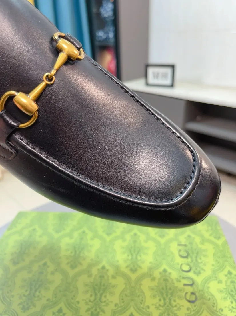 Men's shoes 💰500🌹🌹【GUCCI】The most popular classic Gucci leather shoes. Synchronized with the official website, the upper is made of Italian first-layer cowhide ➕cowhide lining, with unique brand and unique craftsmanship. Highlighting the hot style of the new year. Stop hesitating, stop wandering, get it now. Number: 38--44